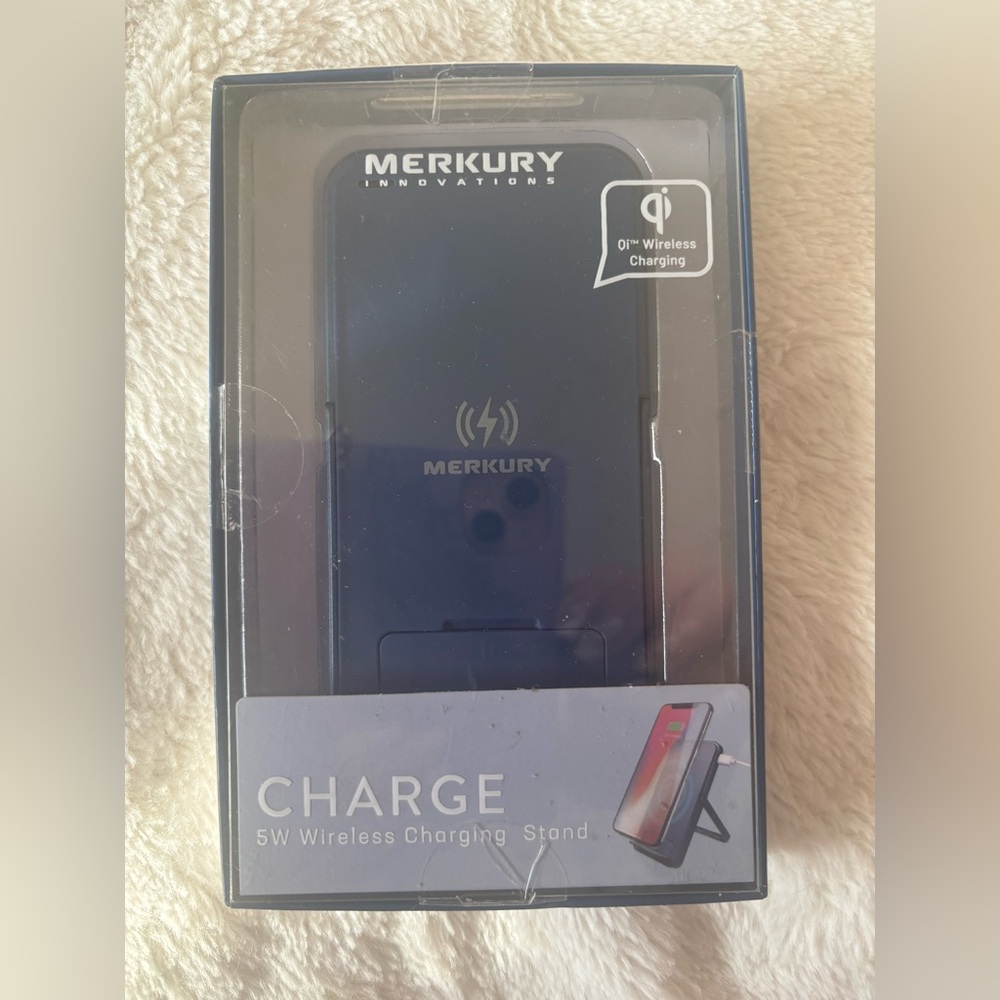 Black Wireless Charging Stand